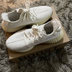 Adidas Yeezy Boost 350 Cream White V2 size US 5.5 men & US 7 women